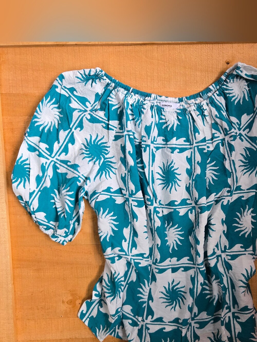 Sonoma Teal & White Off-Shoulder Sunburst Peasant Top. Coastal Beach Vibes .